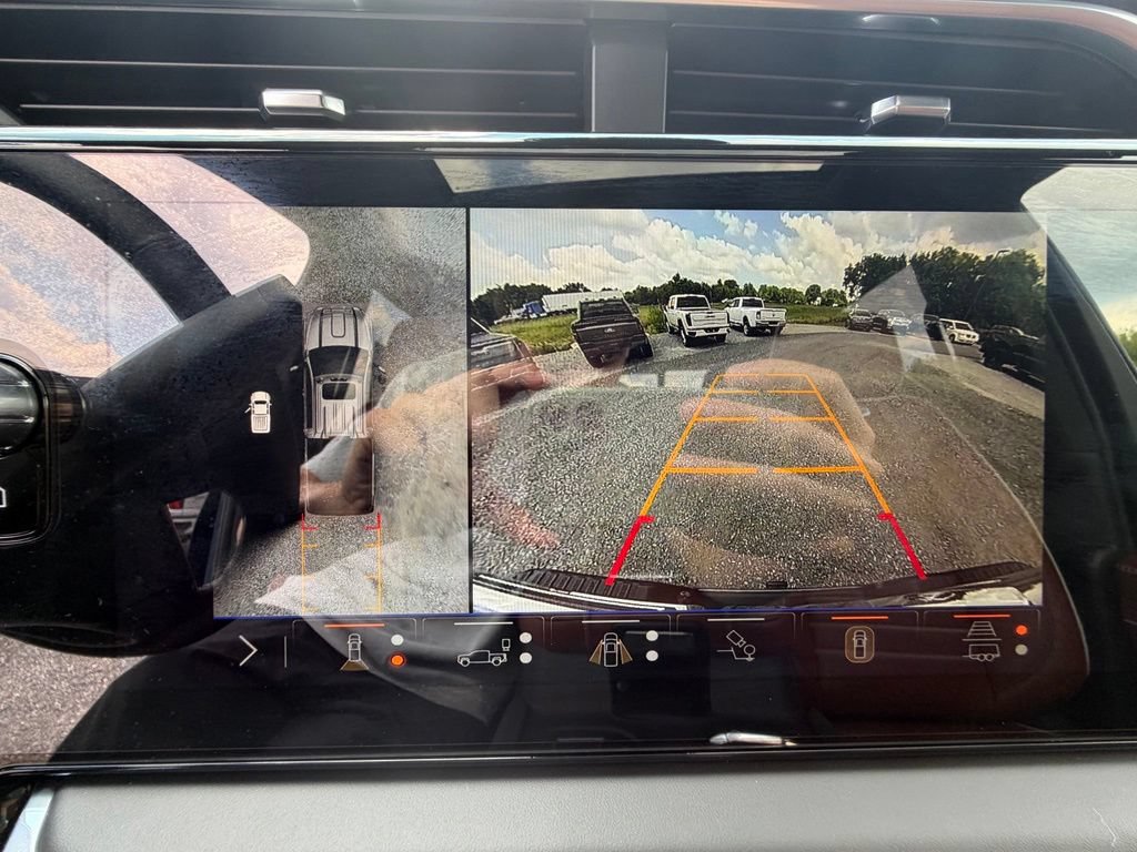 Used 2026 GMC Sierra 3500 Denali Ultimate AWD/4WD image 5