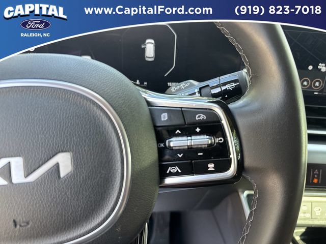 Used 2025 Kia Carnival SX FWD image 24