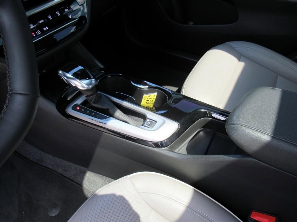 Certified 2024 Buick Envista Avenir FWD image 17