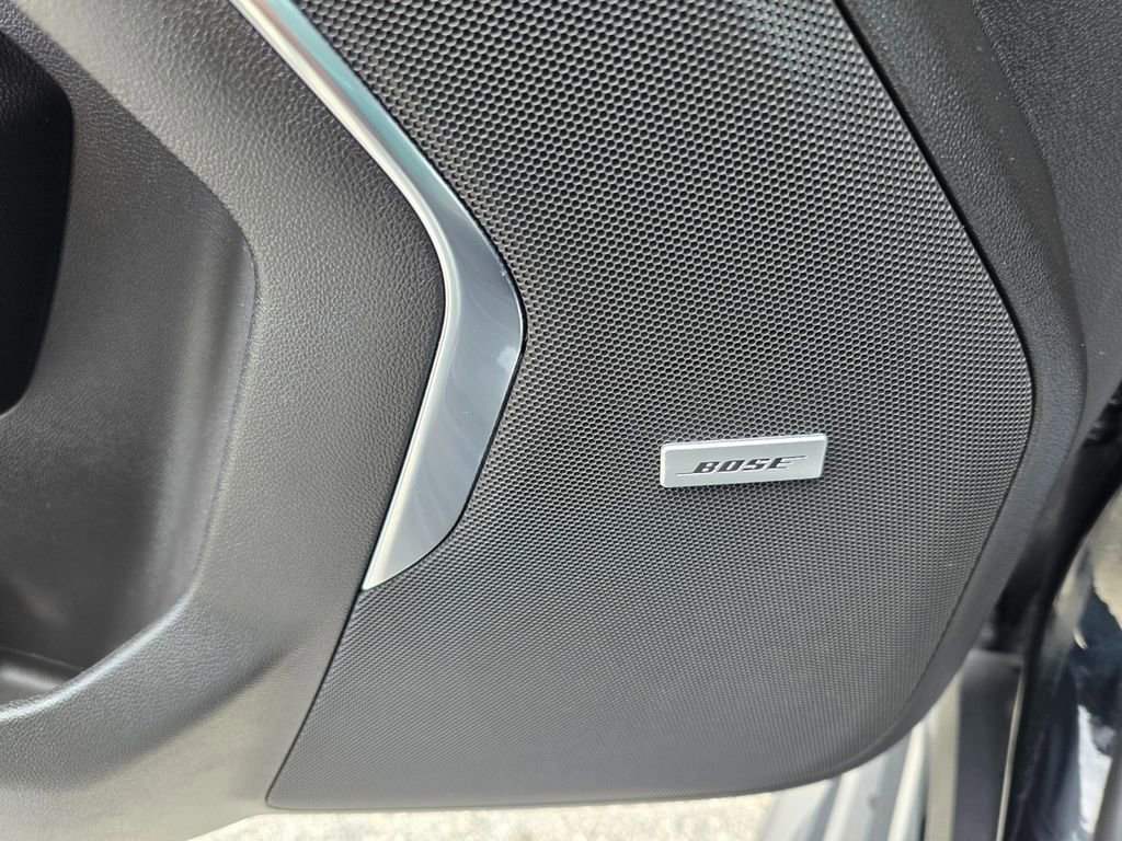 Used 2021 Chevrolet Suburban High Country image 26