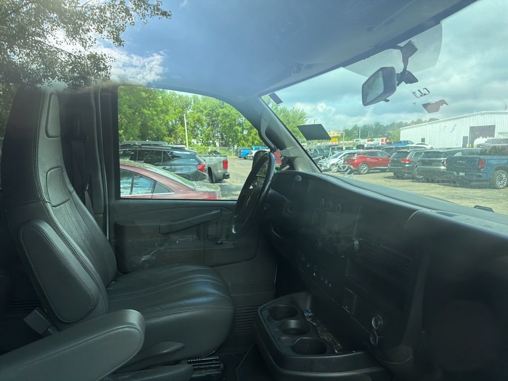 Certified 2023 Chevrolet Express 3500 LS RWD image 5
