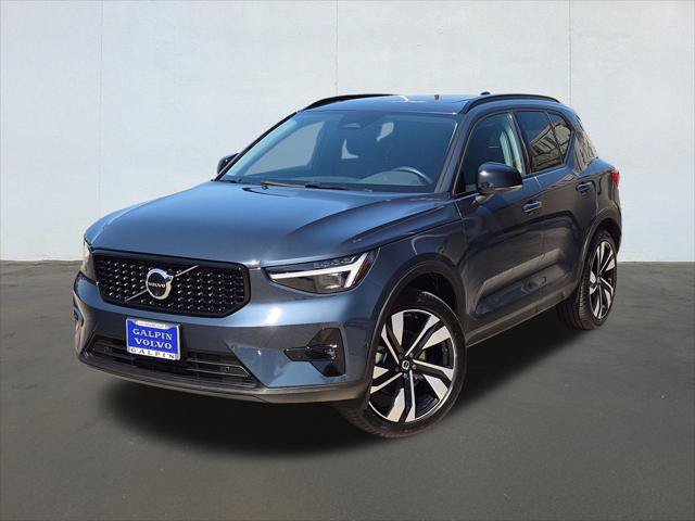 Used 2026 Volvo XC40 B5 Plus