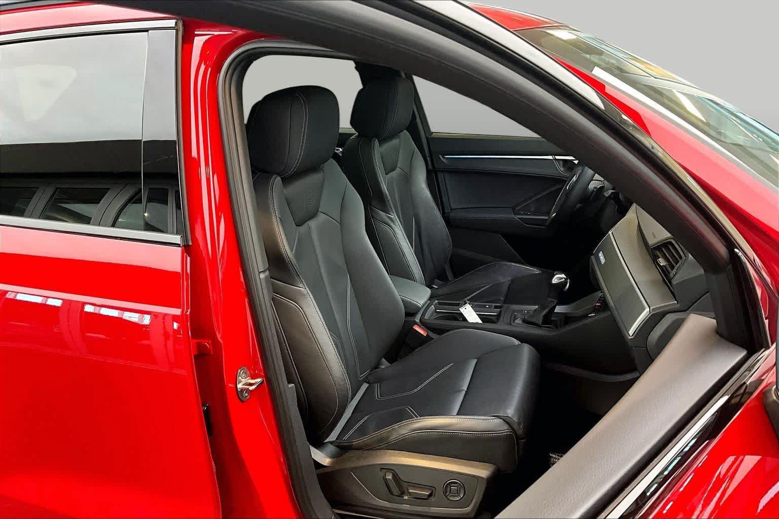 Used 2024 Audi Q3 2.0T Premium Plus AWD/4WD image 9