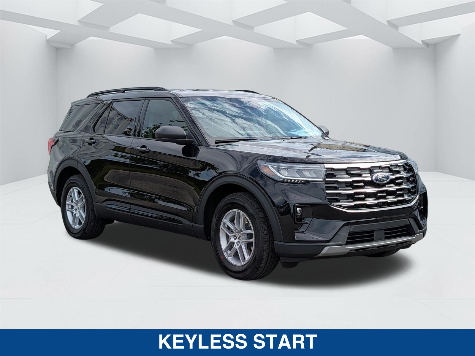 New 2026 Ford Explorer Active w/ Active Comfort Package RWD image 3