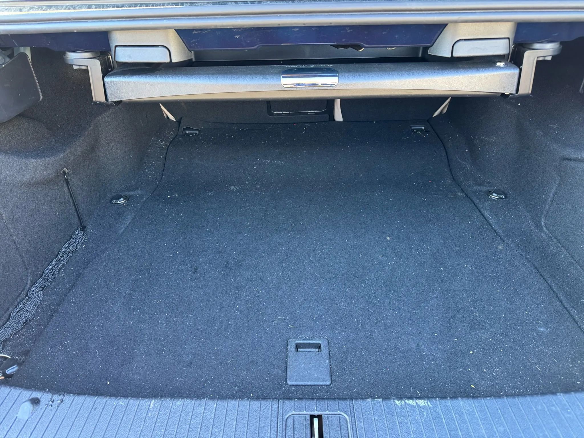 Used 2016 Mercedes-Benz E 350 4MATIC Sedan image 13