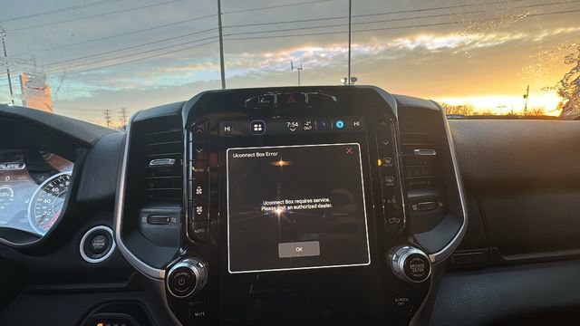 Used 2024 RAM 2500 Big Horn w/ Safety Group image 19