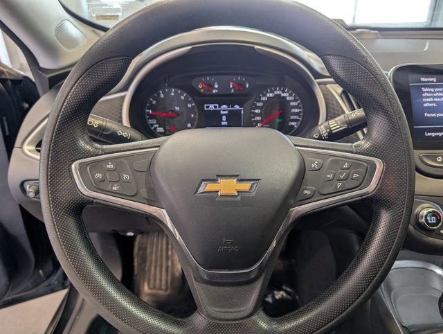 Used 2022 Chevrolet Malibu LT FWD image 17