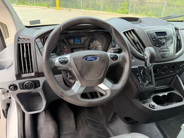 Used 2018 Ford Transit 250 130 Low Roof RWD image 21