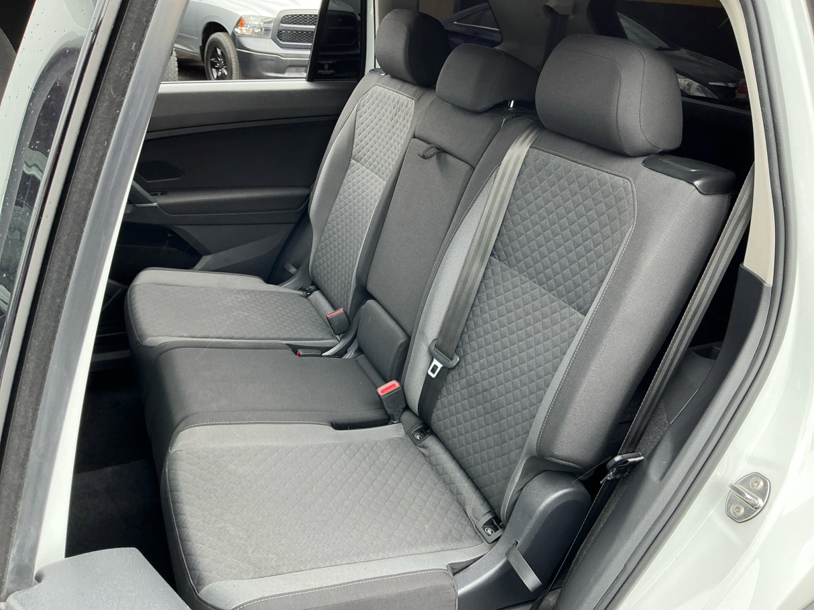 Used 2020 Volkswagen Tiguan S FWD image 19