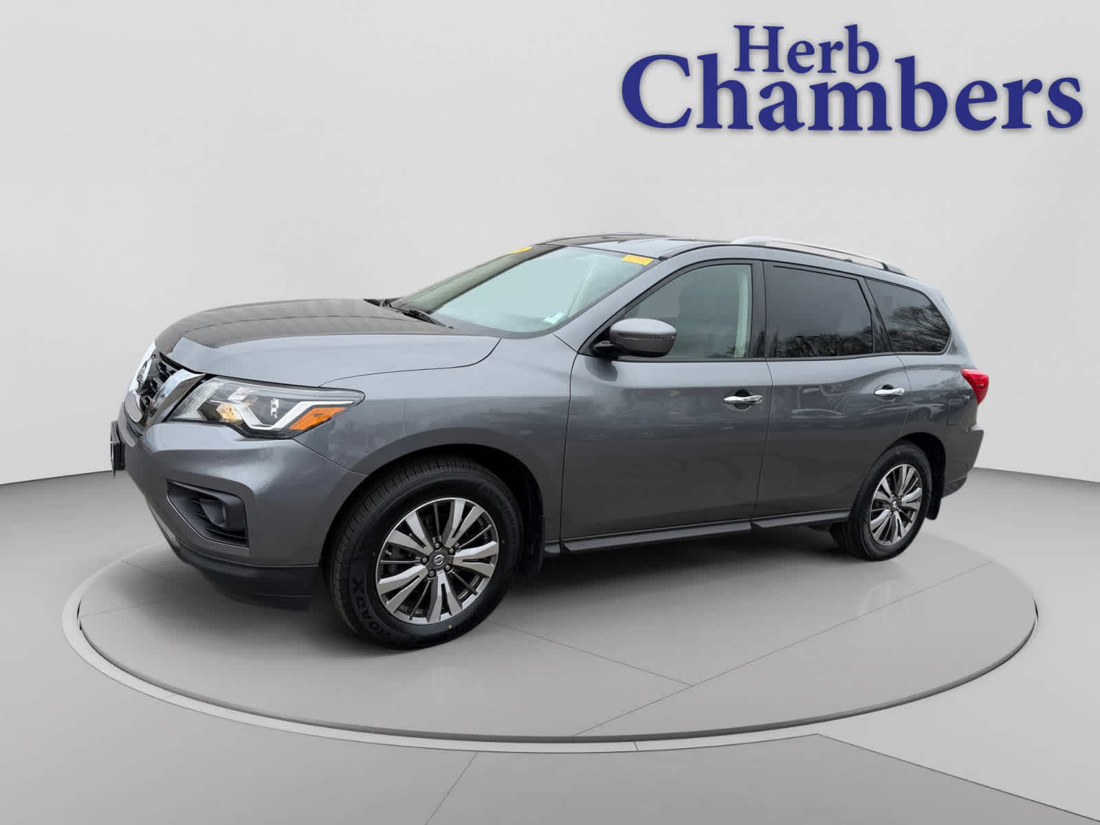 Used 2019 Nissan Pathfinder SV w/ SV Tech Package AWD/4WD image 11
