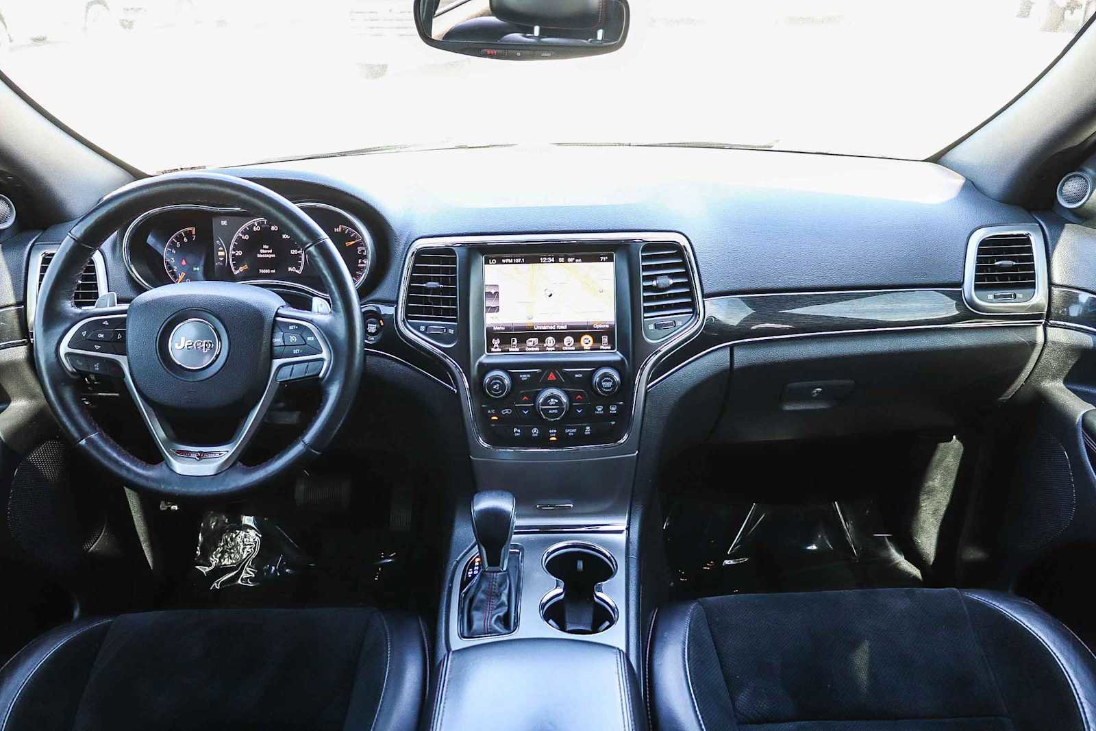 Used 2017 Jeep Grand Cherokee Trailhawk image 12