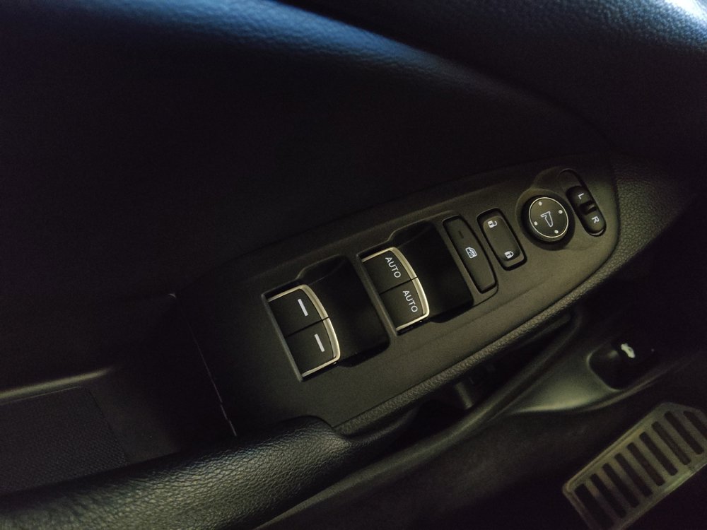 Used 2018 Honda Accord Sport image 27