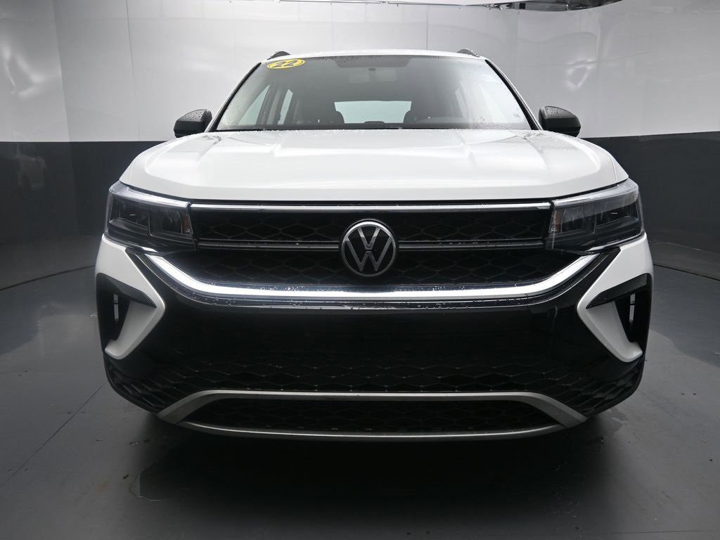 Used 2022 Volkswagen Taos S image 32