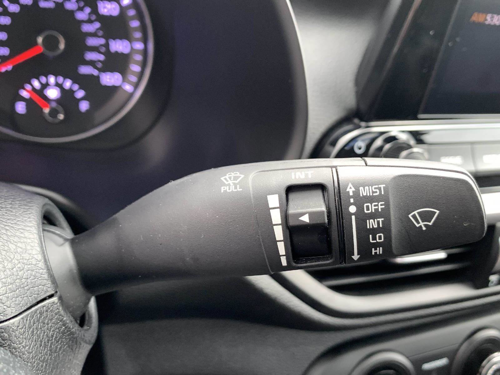 Used 2023 Kia Forte LXS w/ LXS Technology Package image 18