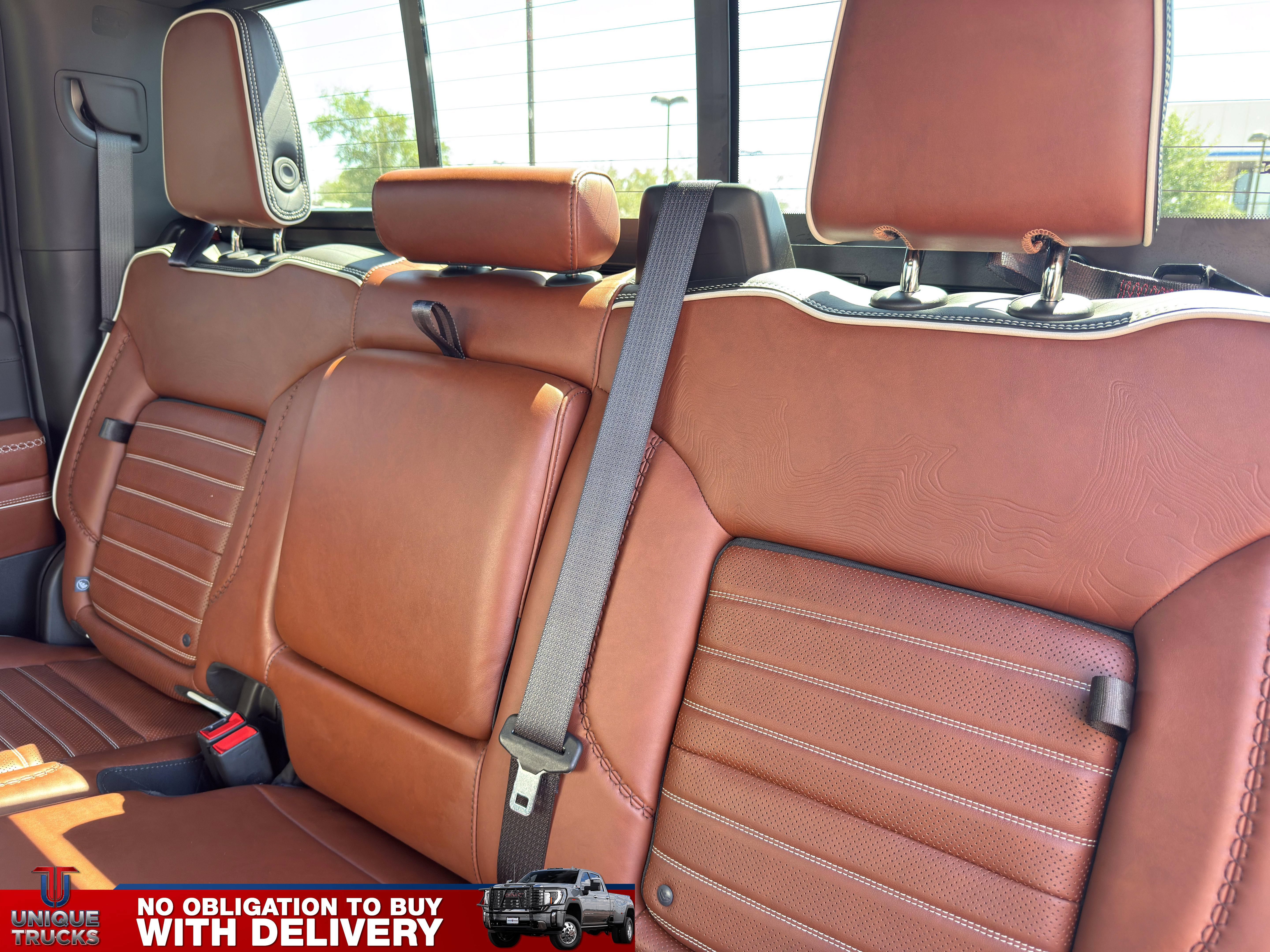 Used 2024 GMC Sierra 3500 Denali Ultimate AWD/4WD image 25