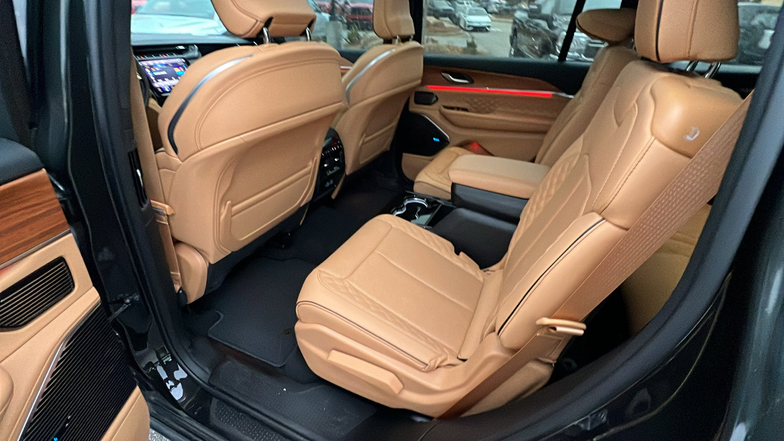 Used 2024 Jeep Grand Cherokee L Summit image 26