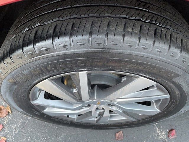 Used 2024 Chevrolet Equinox LT image 32