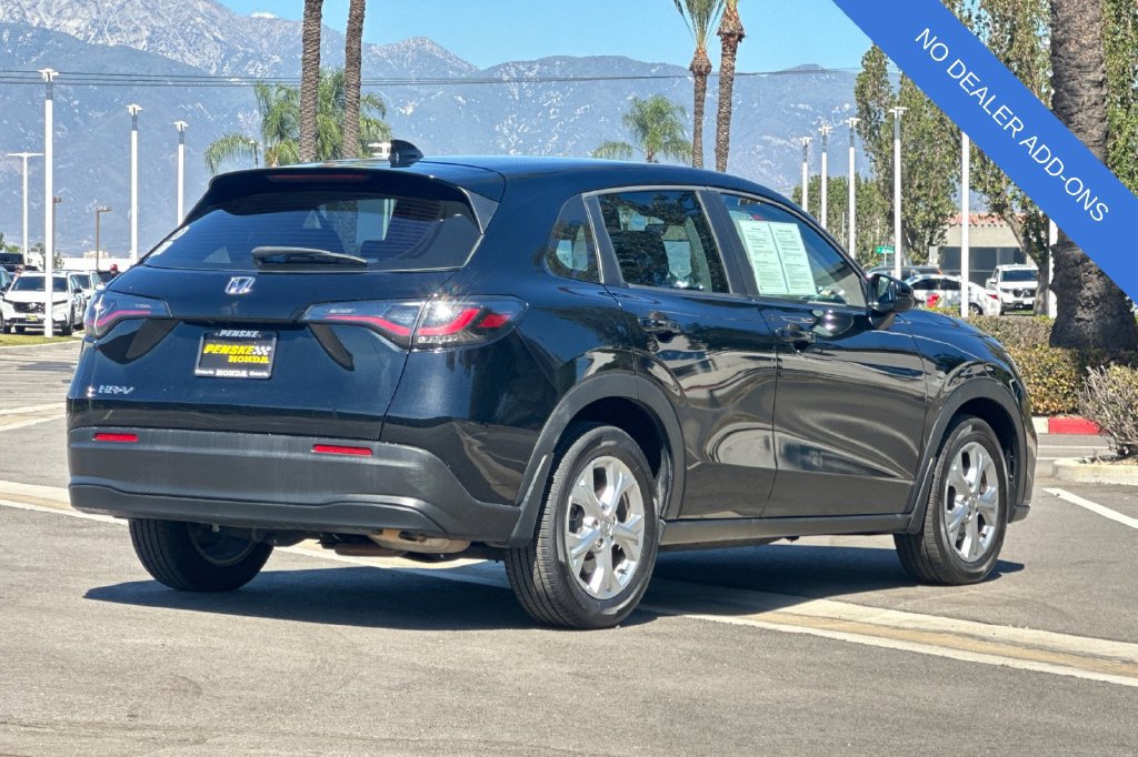 Used 2023 Honda HR-V LX image 4