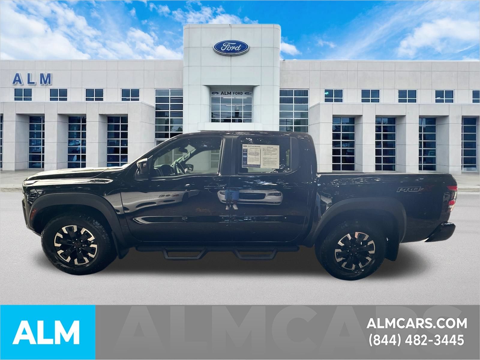 Used 2024 Nissan Frontier Pro-X w/ Pro Convenience Package RWD image 9