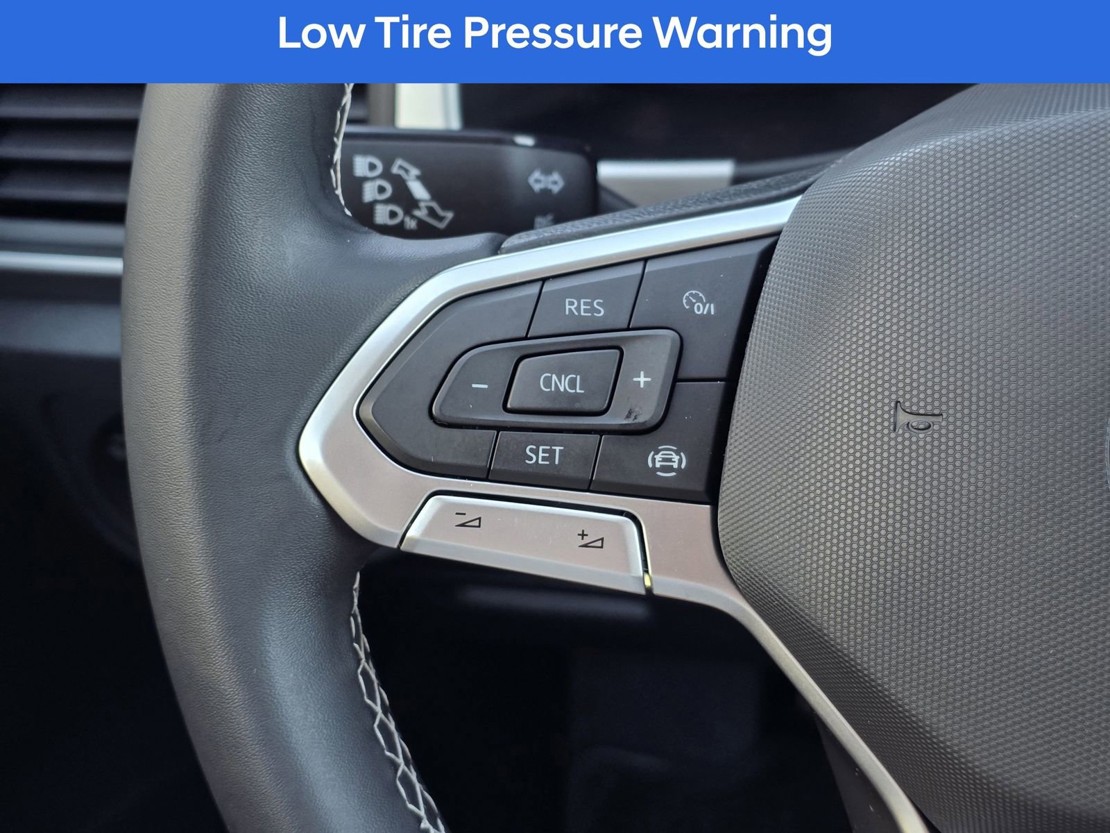 Used 2022 Volkswagen Atlas SE image 31