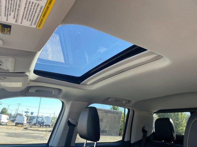 New 2025 Ford Maverick Lobo image 32