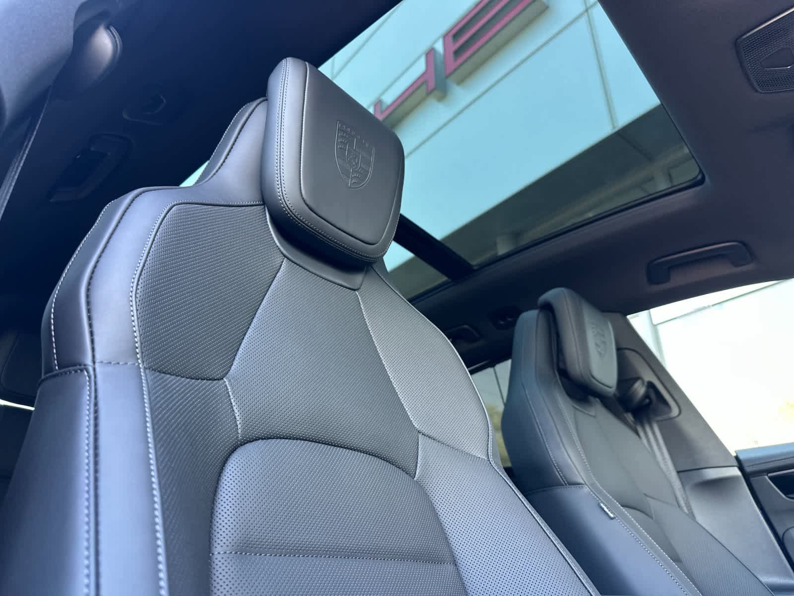 New 2026 Porsche Macan Electric RWD image 18