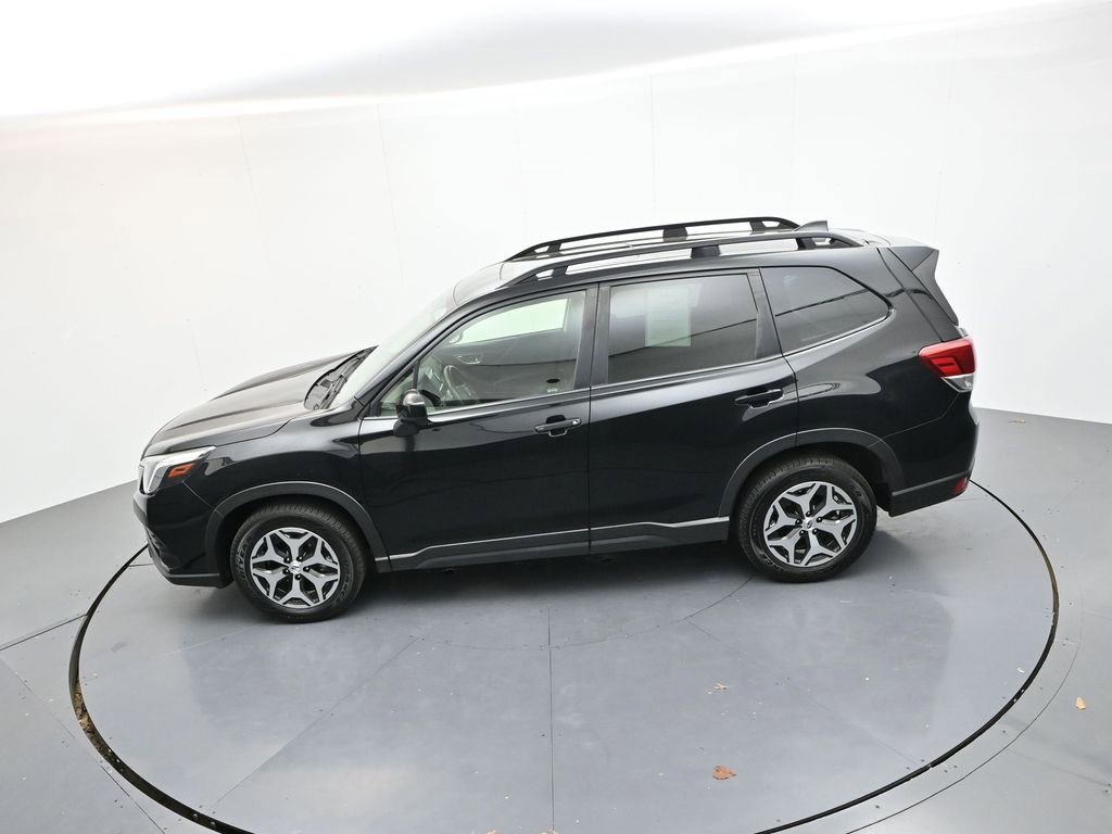 Used 2024 Subaru Forester Premium image 26
