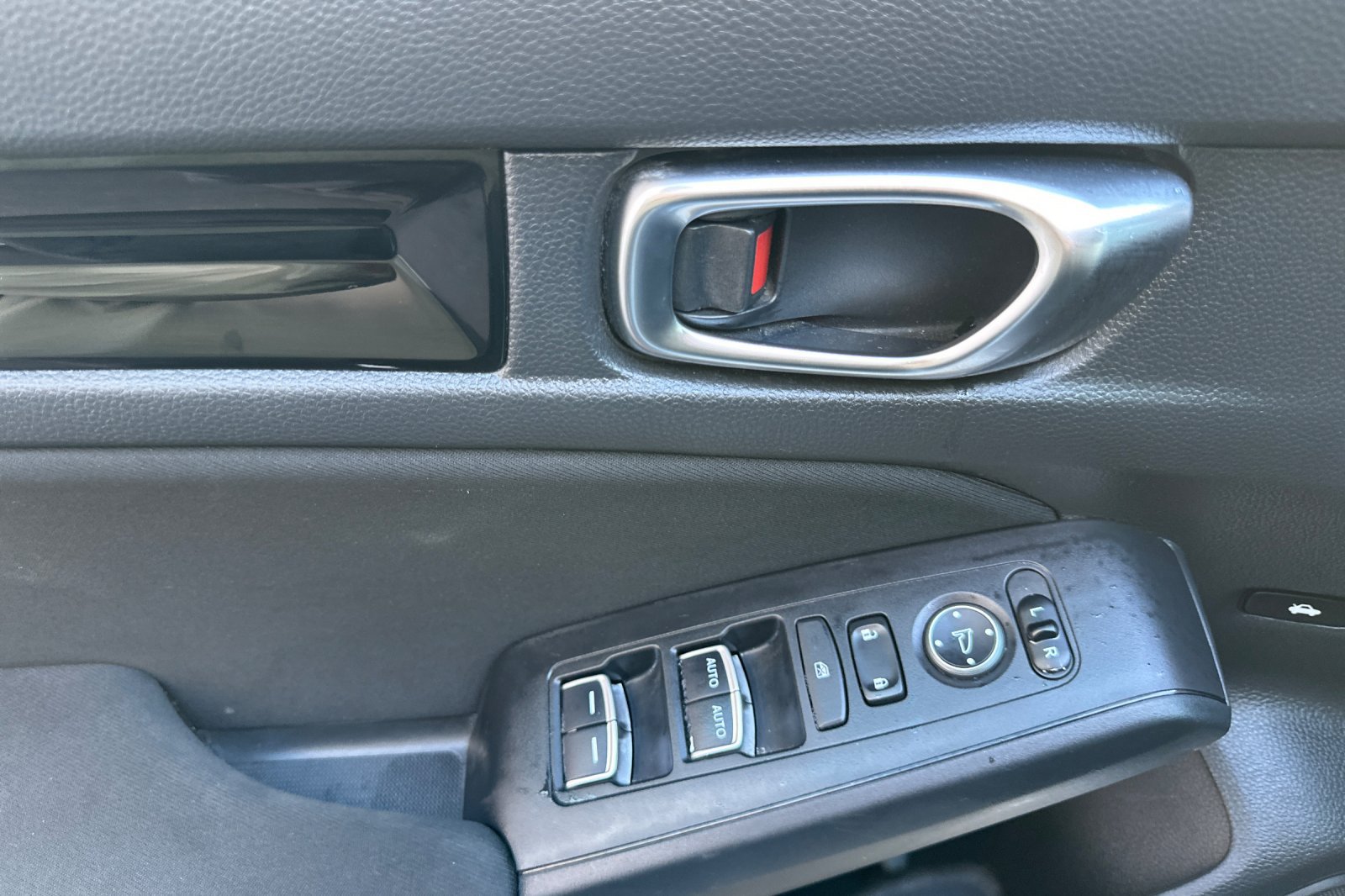 Used 2023 Honda Civic EX image 11