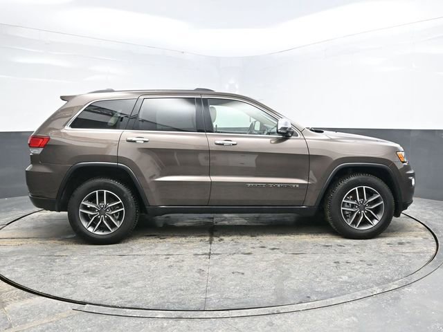 Used 2021 Jeep Grand Cherokee Limited w/ Trailer Tow Group IV image 8