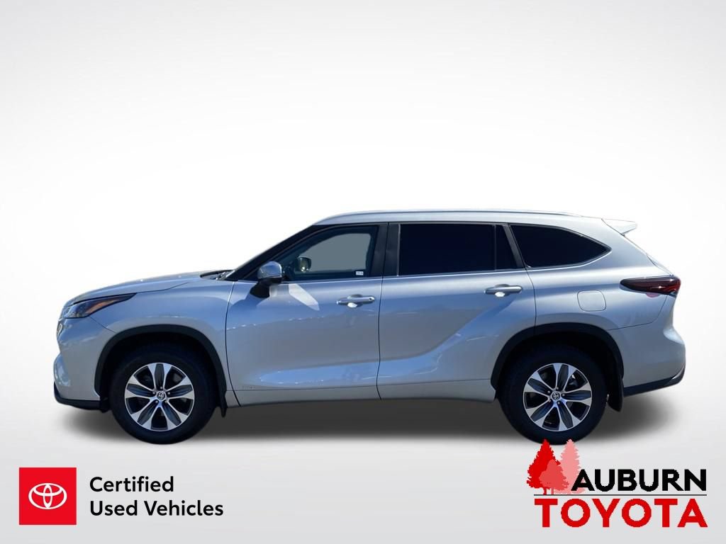 Certified 2024 Toyota Highlander XLE AWD/4WD image 5