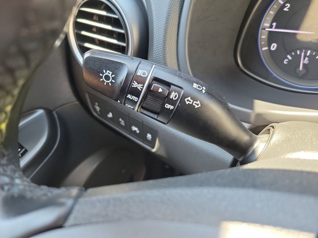 Used 2021 Hyundai Kona Ultimate AWD/4WD image 34
