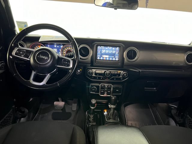Used 2020 Jeep Wrangler Unlimited Sahara AWD/4WD image 13