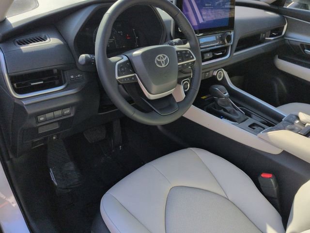New 2026 Toyota Grand Highlander XLE image 11