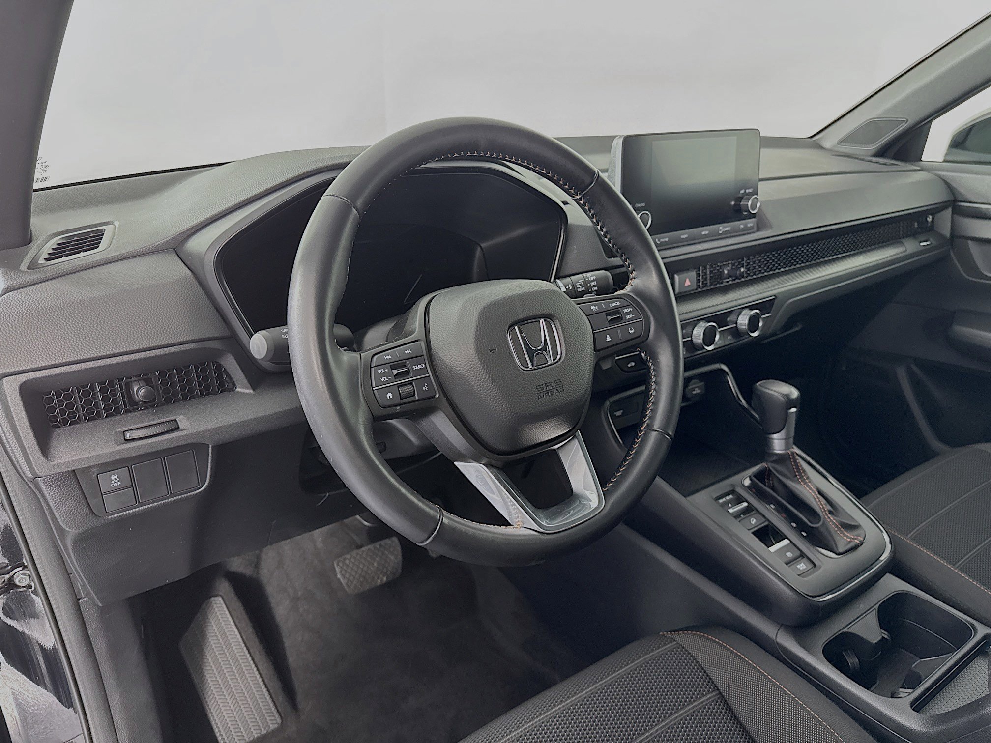 Certified 2025 Honda CR-V Sport image 9