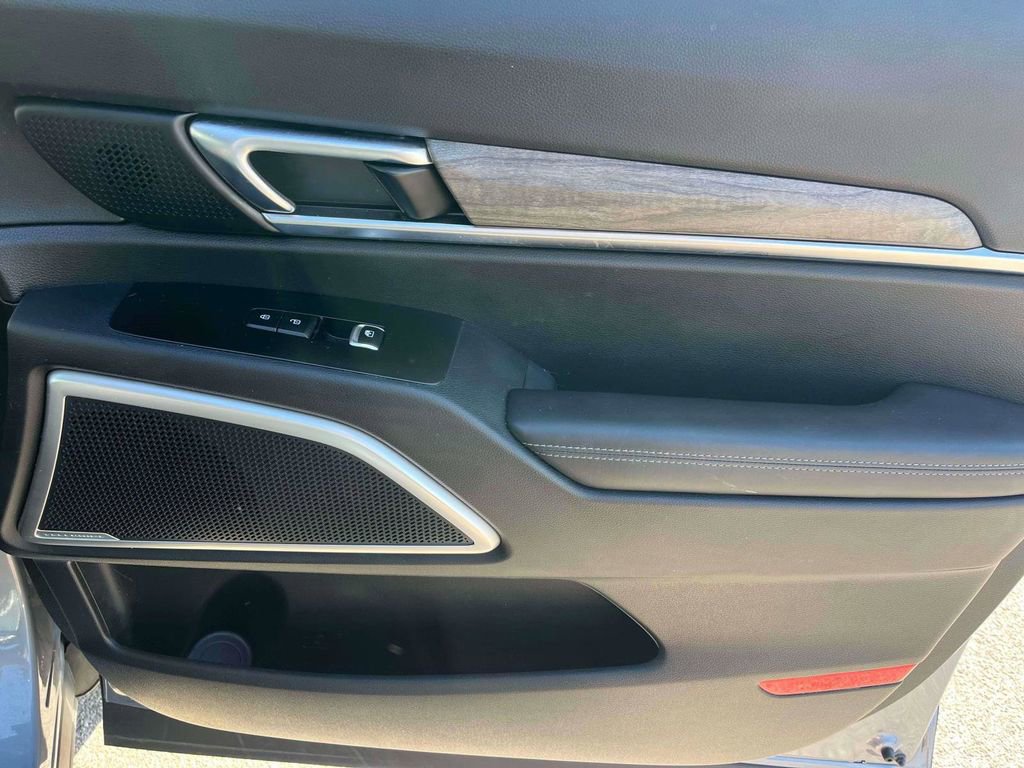 Used 2022 Kia Telluride EX w/ EX Premium Package image 10