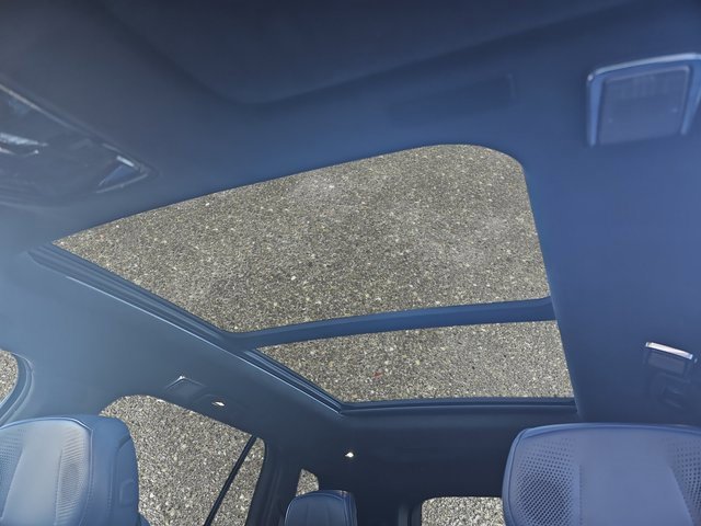 New 2026 Cadillac Vistiq Premium Luxury w/ LPO, Floor Liner Package image 31