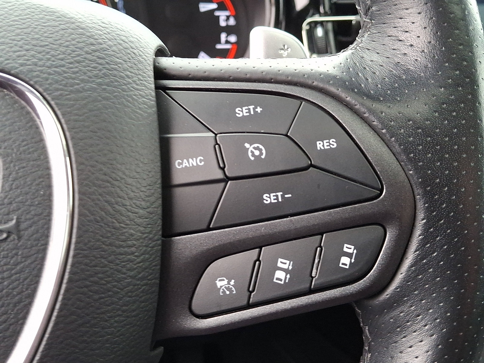 Used 2022 Dodge Durango GT image 29