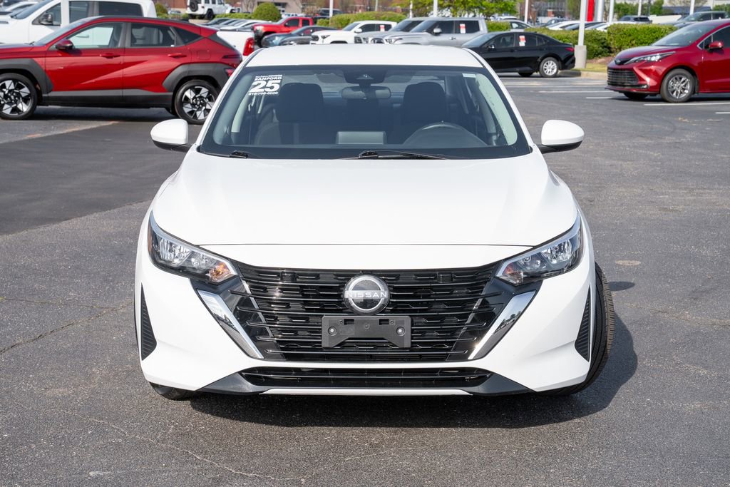 Used 2025 Nissan Sentra SV FWD image 2