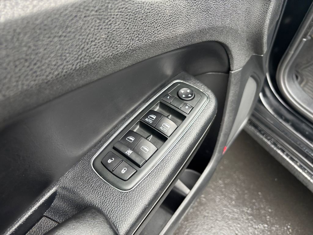 Used 2013 Chrysler 300 S image 24