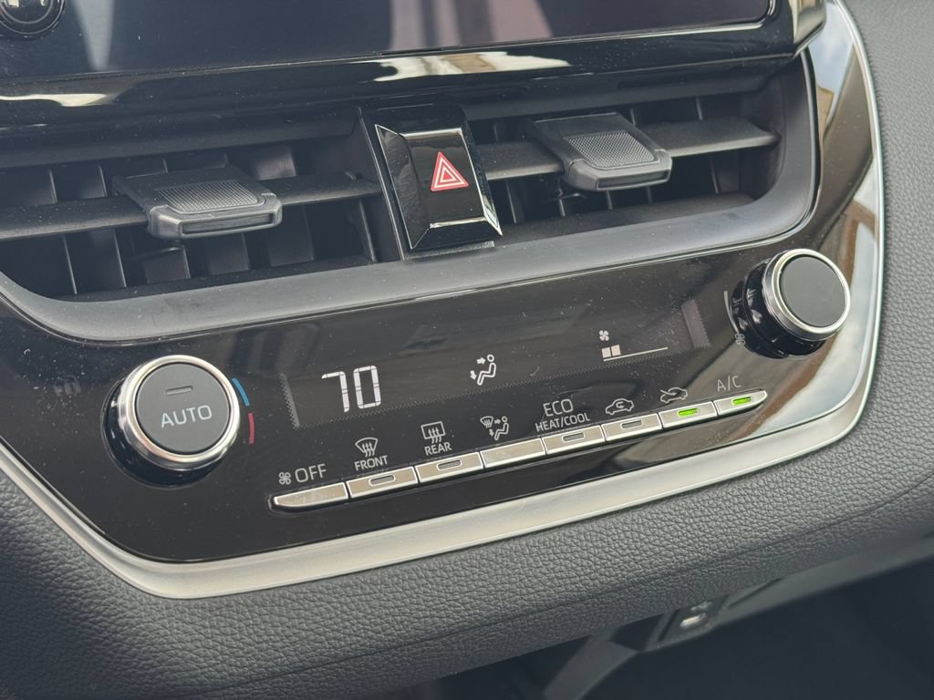 Certified 2025 Toyota Corolla LE FWD image 23