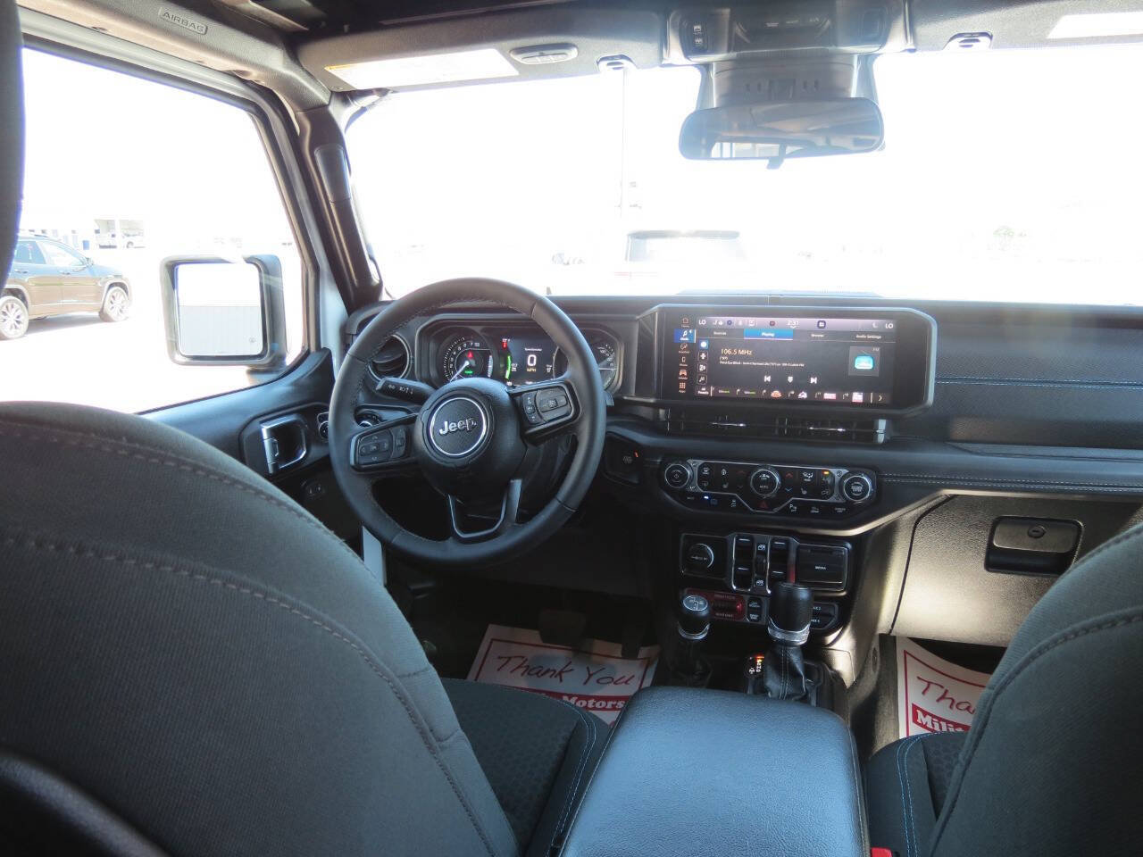 Used 2025 Jeep Wrangler Unlimited Rubicon 4xe w/ Safety Group AWD/4WD image 14