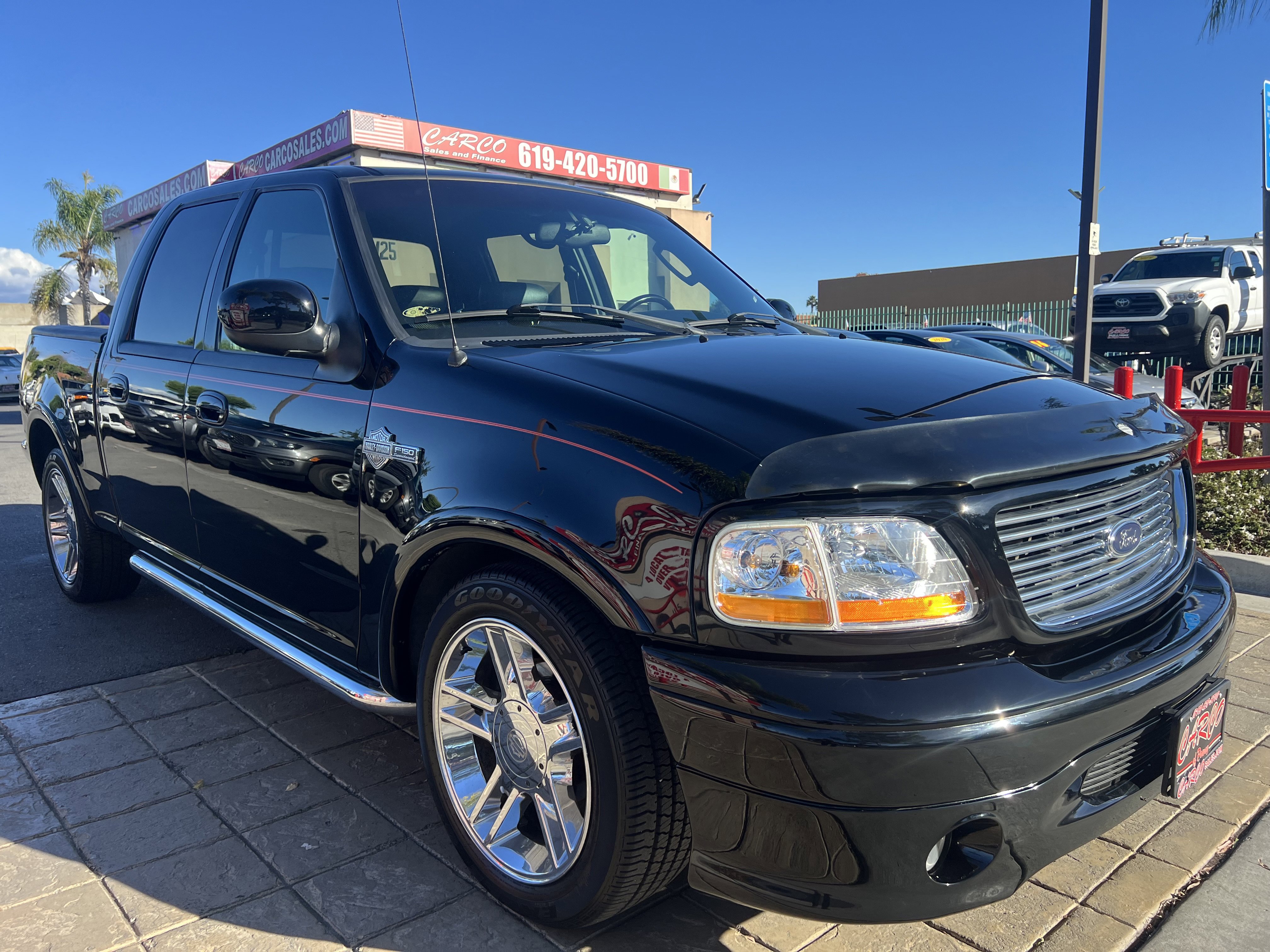 Used 2002 Ford F150 Harley-Davidson RWD image 1