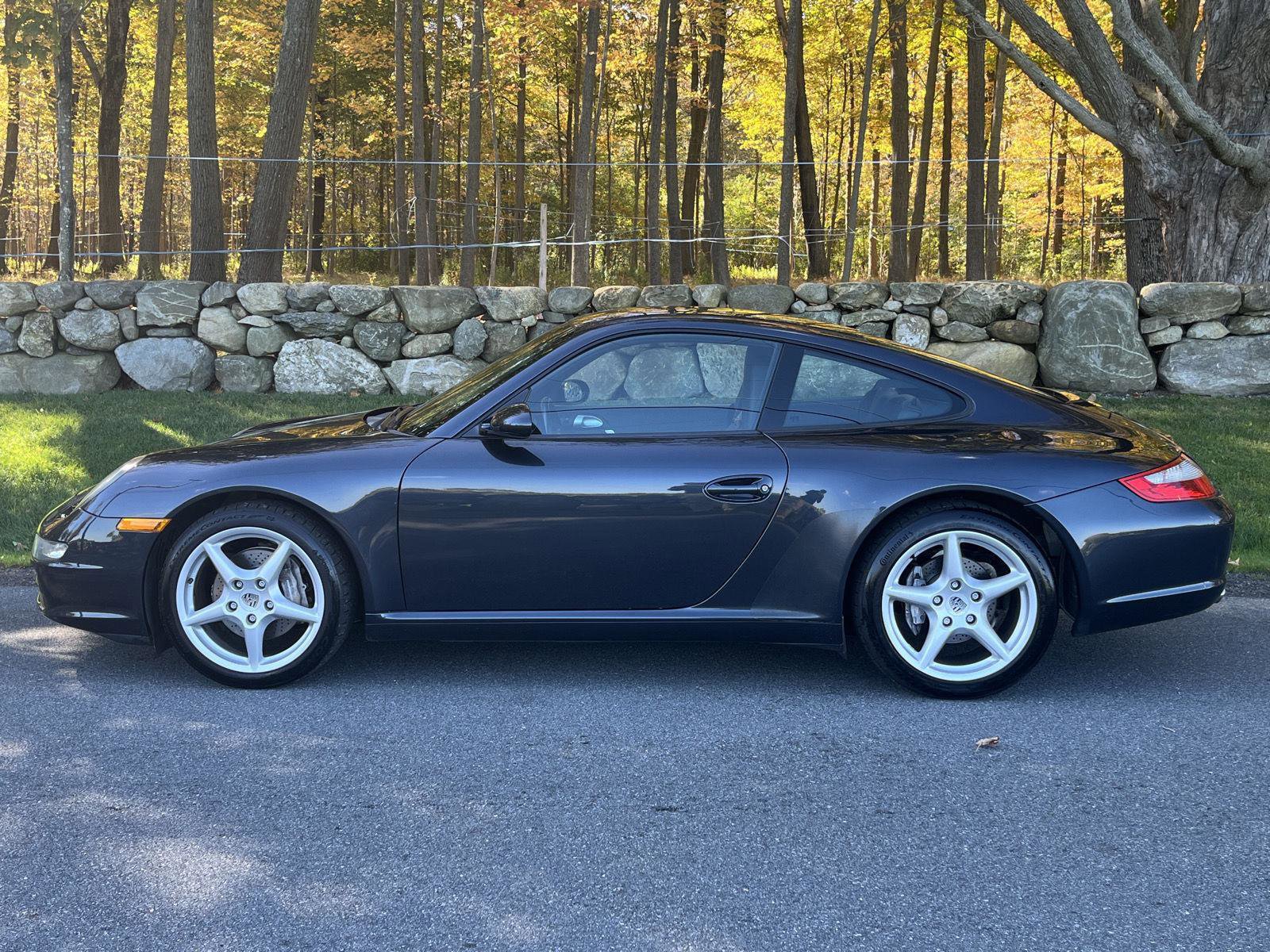 Used 2005 Porsche 911 Carrera image 15