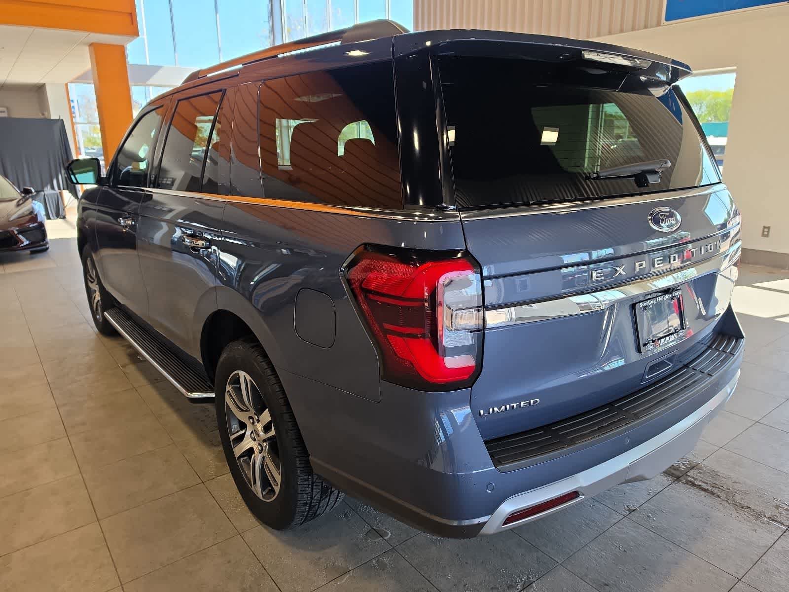 Used 2022 Ford Expedition Limited AWD/4WD image 11