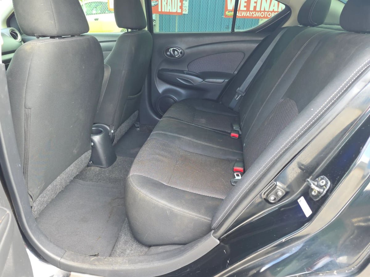 Used 2015 Nissan Versa w/ SL Tech Package FWD image 50