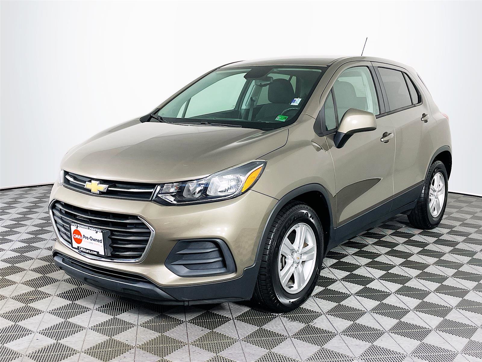 Used 2020 Chevrolet Trax LS w/ Tint and Cruise Package image 3