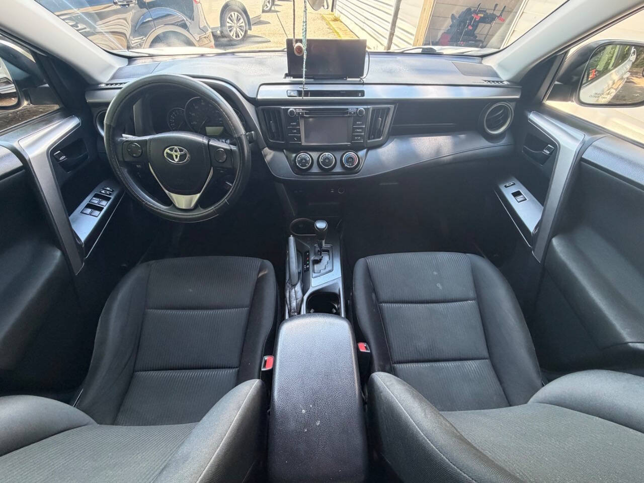 Used 2016 Toyota RAV4 LE FWD image 13