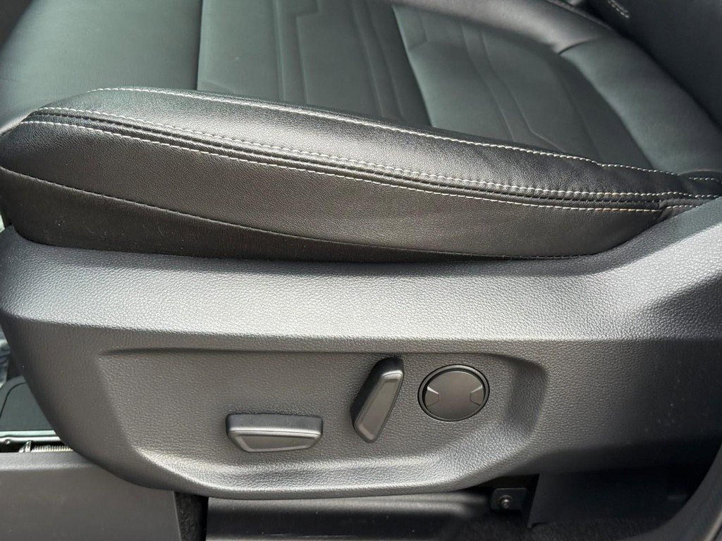 Used 2025 Ford Ranger Lariat w/ FX4 Off-Road Package image 16