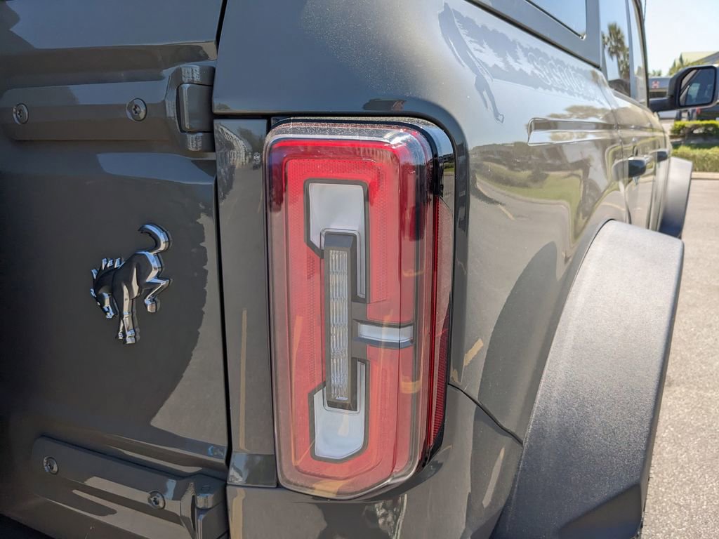 New 2025 Ford Bronco Outer Banks w/ Sasquatch Package AWD/4WD image 11