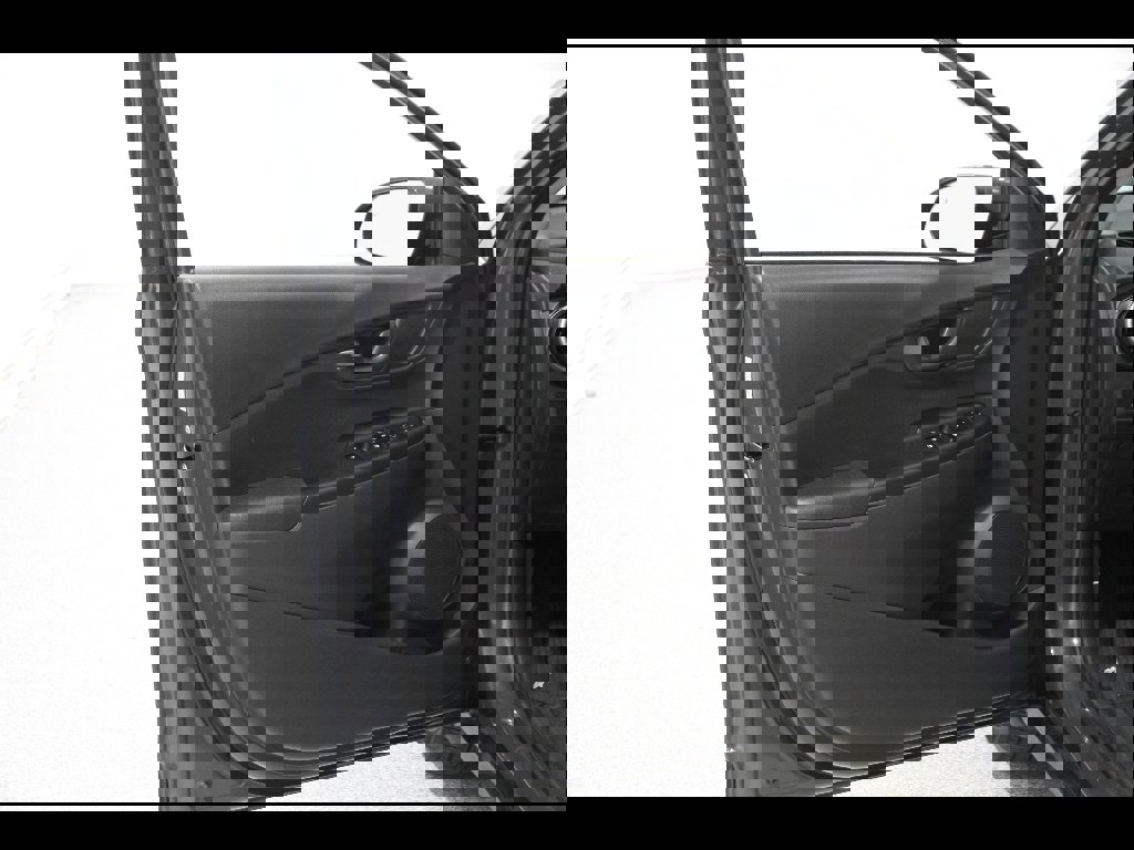 Certified 2023 Hyundai Kona SEL AWD/4WD image 4